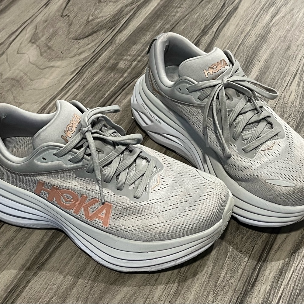 Hoka Bondi 8 Athletic Shoes in Harbor Mist/Lunar Rock, Size 6.5 Wide